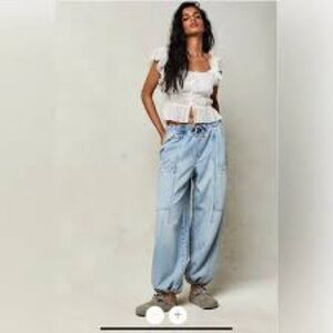 We The Free Bright-Eyed Low-Slung Pull-On Jeans - small